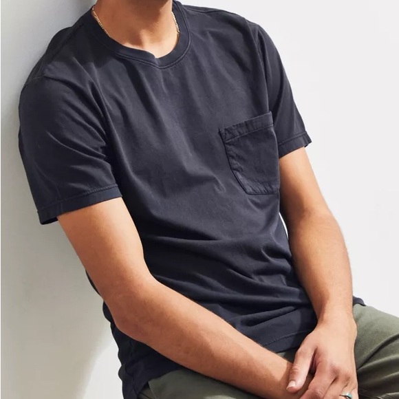 Urban Outfitters Men’s Shirt - Picture 2 of 4